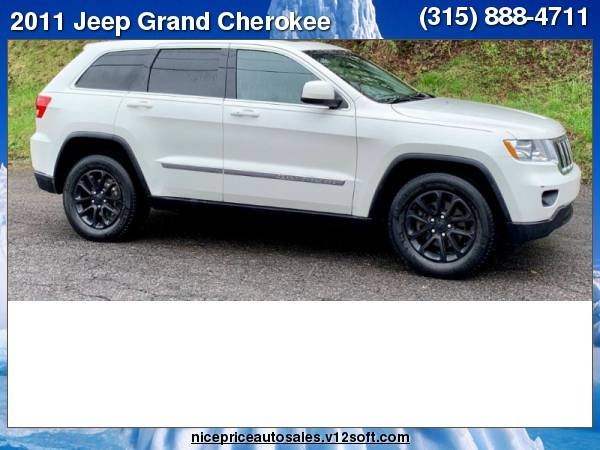 2011 Jeep Grand Cherokee 4WD 4dr Laredo for sale in new haven, NY – photo 2