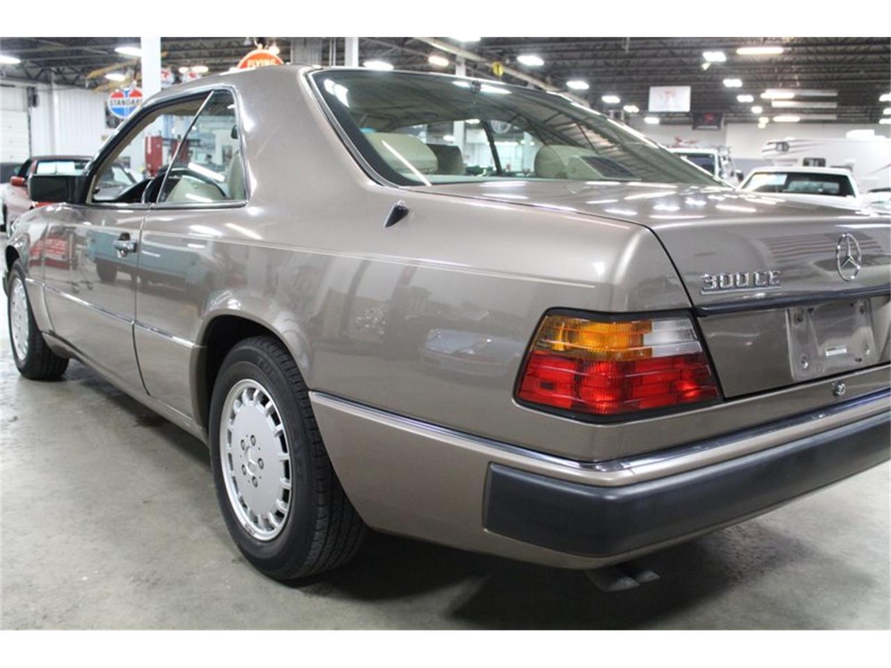 1991 Mercedes-Benz 300 for sale in Kentwood, MI – photo 10
