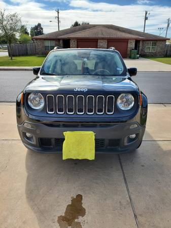 Selling my 2015 jeep renegade,in very good condition - cars & trucks... for sale in Brownsville, TX – photo 2