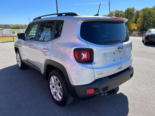 2018 Jeep Renegade Latitude 4x4 - - by dealer for sale in Rogersville, MO – photo 2