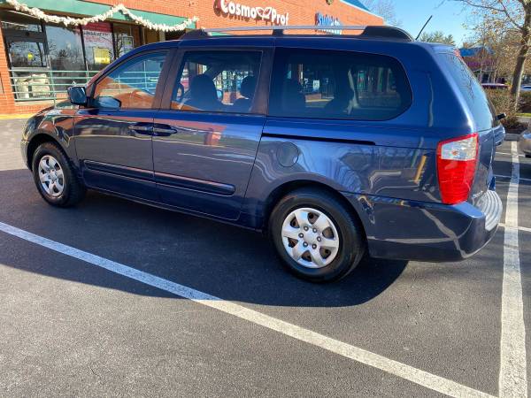 2009 Kia Sedona Runs Good Priced To Sell $3700 - cars & trucks - by... for sale in Gaithersburg, District Of Columbia – photo 5