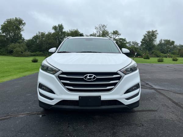 2017 HYUNDAI TUCSON LIMITED AWD PRICED REDUCED - - by for sale in Mansfield, OH – photo 8