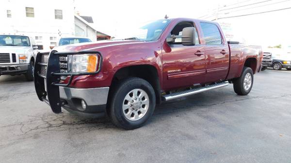 2013 GMC Sierra 3500HD SLT 4x4 4D Crew Cab Pickup Truck w Low Miles for sale in Hudson, NY – photo 6