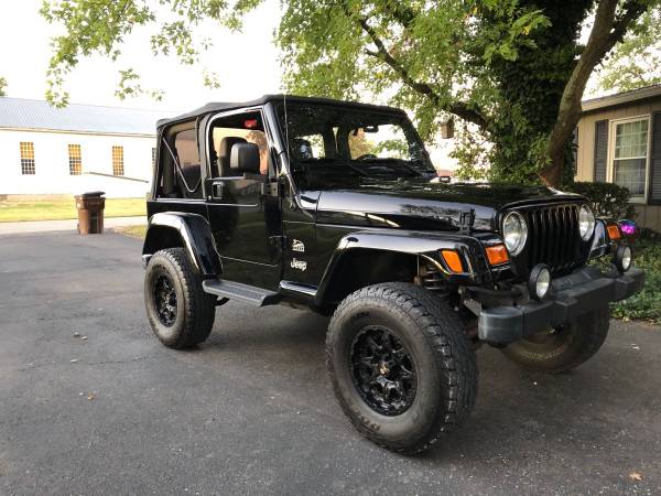 2003 Jeep Wrangler Sahara for sale in Crothersville, IN – photo 9