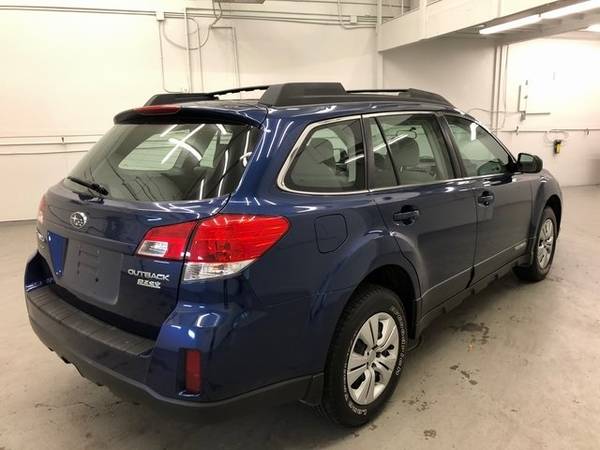 2010 Subaru Outback 2.5i for sale in WEBSTER, NY – photo 12