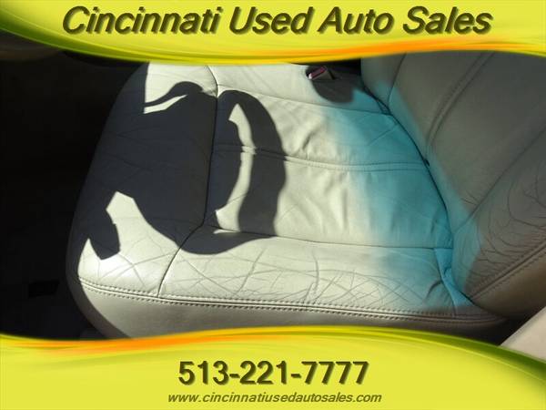2006 Lincoln Town Car Signature Limited 4 6L V8 RWD for sale in Cincinnati, OH – photo 18