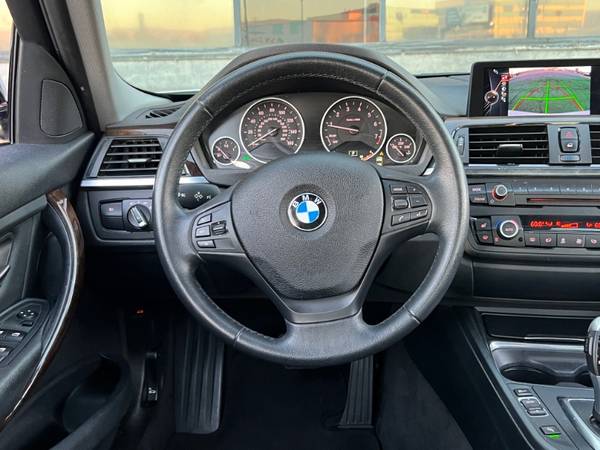 2015 BMW 3-Series 320i Sedan - - by dealer - vehicle for sale in North Hollywood, CA – photo 20