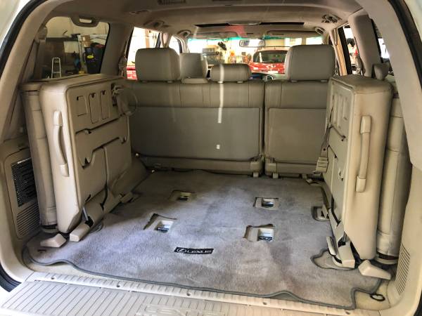 2004 Lexus LX470 4WD - Navigation, Low Miles, Clean title, 3rd Row for sale in Kirkland, WA – photo 13