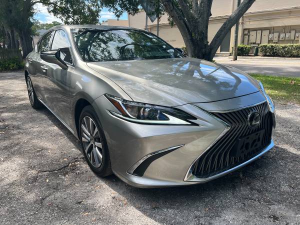 2021 LEXUS ES 250 AWD ABSOLUTELY PERFECT CAR - cars & for sale in TAMPA, FL – photo 5