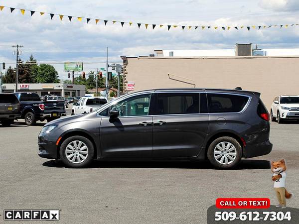 2018 Chrysler Pacifica L Wagon w/99, 776 Miles Valley Auto for sale in Spokane Valley, ID – photo 8