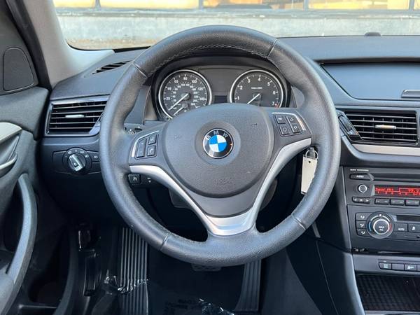 2015 BMW X1 sDrive28i - - by dealer - vehicle for sale in North Hollywood, CA – photo 22