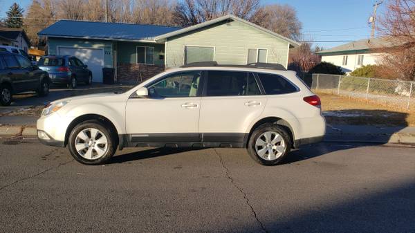 2012 Subaru Outback 2.5 Limited - cars & trucks - by owner - vehicle... for sale in Idaho Falls, ID – photo 3