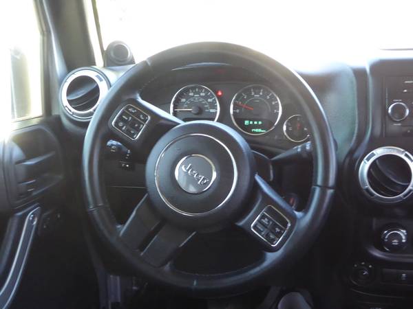 2013 JEEP WRANGLER UNLIMITED SAHARA 4X4 ONLY $3000 DRIVE HOME TODAY!!! for sale in SUN VALLEY, CA – photo 15