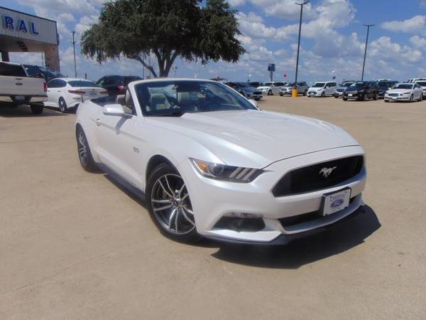 2017 Ford Mustang GT Convertible (Mileage: 42,797) for sale in Devine, TX – photo 10
