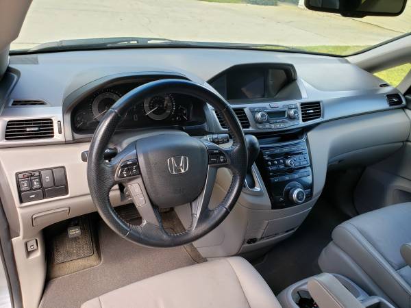2011 Honda Odyssey EX-L Minivan - Leather - DVD - 1 Owner for sale in Lake Helen, FL – photo 12