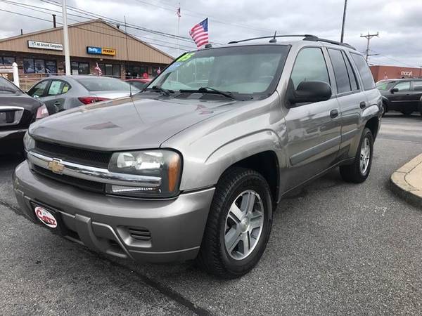2005 Chevrolet TrailBlazer LS 4WD 4dr SUV **GUARANTEED FINANCING** for sale in Hyannis, MA – photo 3