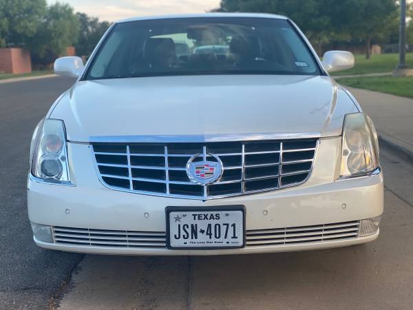 2008 Cadillac DTS Low Miles Super Clean for sale in Lubbock, TX – photo 24