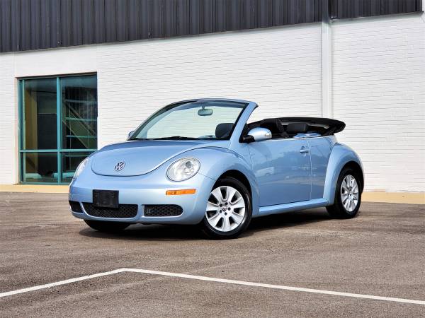2009 VW NEW BEETLE CONVERTIBLE ! 2.5L ! EXCELLENT CONDITION ! 1 OWNER for sale in Palatine, IL