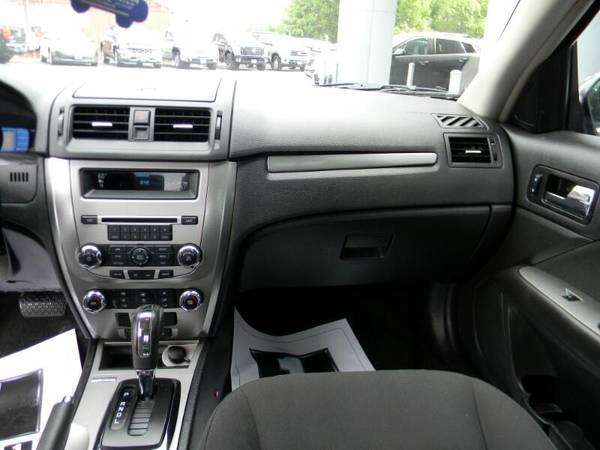 2010 Ford Fusion Hybrid 2 5L 4 CYL GAS SIPPING MID-SIZE SEDAN for sale in Plaistow, MA – photo 17