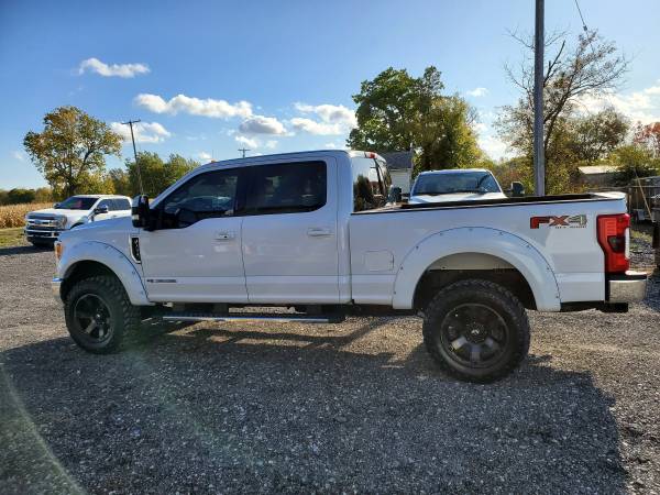 2017 FORD F250 LARIAT 4X4 FX4 6.7 POWERSTROKE LIFTED PANO ROOF CLEAN for sale in BLISSFIELD MI, MI – photo 8
