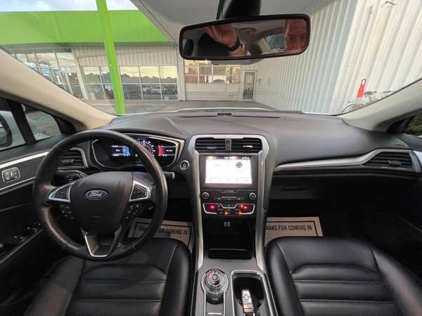 2019 Ford Fusion SEL 4dr Sedan 32, 565 Miles - - by for sale in Bellevue, NE – photo 22