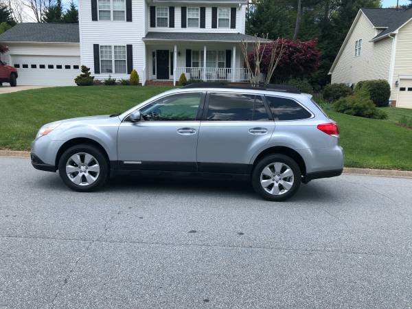 2012 SUBARU OUTBACK IN EXCELLENT CONDITION - - by for sale in Skyland, NC