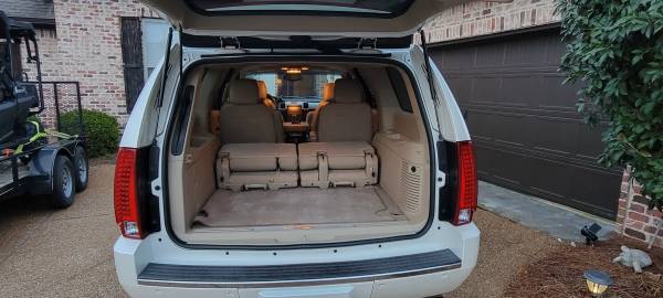 2011 Cadillac Escalade ESV - 108, 400 miles - - by for sale in Jackson, MS – photo 5