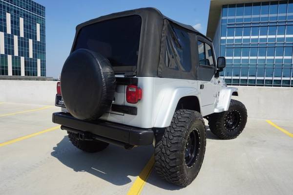 2005 Jeep Wrangler *(( Custom * Lifted 4.0L )) 6 Speed Manual for sale in Austin, TX – photo 8