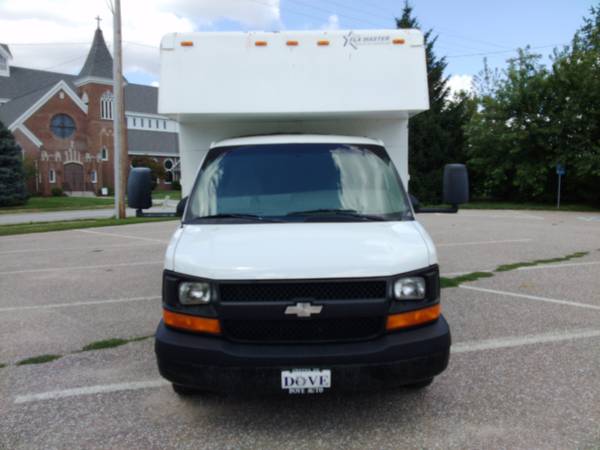 2008 Chevrolet Express Commercial Cutaway 159 WB C7A DRW for sale in Gretna, NE – photo 13