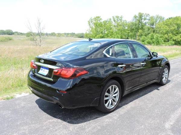 2015 Infiniti Q70 4dr Sdn V6 AWD - cars & trucks - by dealer -... for sale in Hartford, WI – photo 7