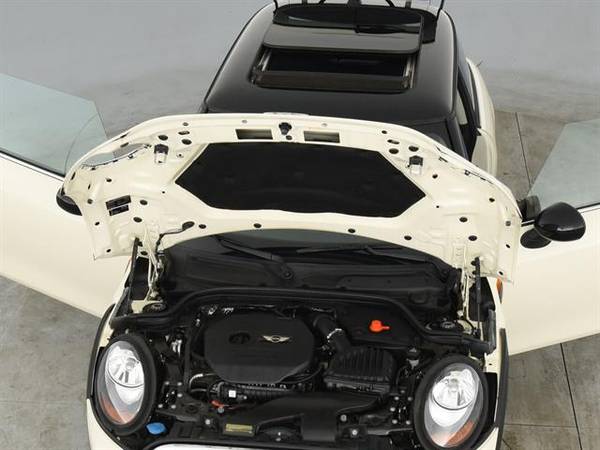 2014 MINI Hardtop Cooper Hatchback 2D hatchback Off white - FINANCE for sale in Atlanta, CA – photo 4