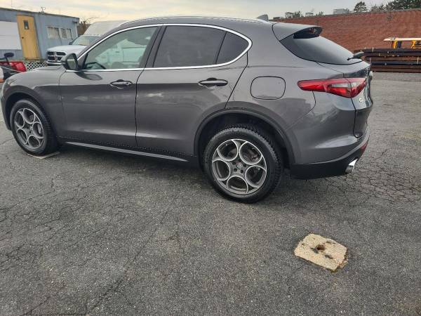 2018 Alfa Romeo Stelvio Base AWD 4dr Crossover - SUPER CLEAN! WELL for sale in Wakefield, MA – photo 8