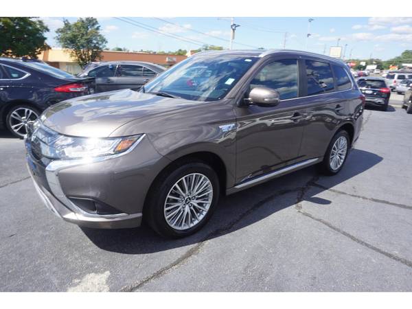2022 Mitsubishi Outlander PHEV LE S-AWC - - by dealer for sale in Knoxville, TN – photo 4