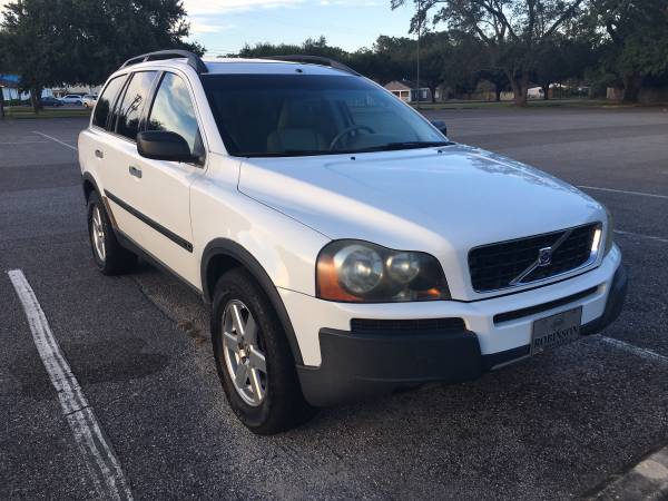 Beautiful 2005 Volvo XC90 for sale in Laurel, MS