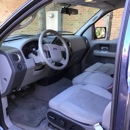 2004 FORD F-150 / F150 XLT for sale in Bay Shore, NY – photo 6