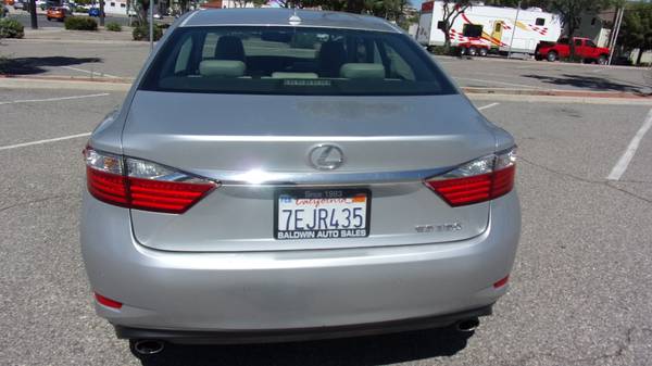 2014 Lexus ES350 loaded heat/cool seats rear cam bluetooth all books for sale in Escondido, CA – photo 12