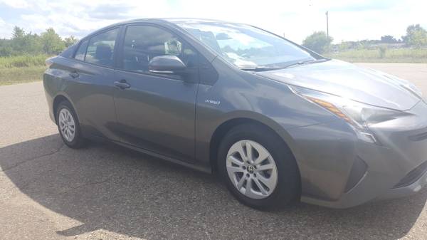 2017 Toyota Prius Two 4dr Hatchback for sale in Fenton, MI – photo 3