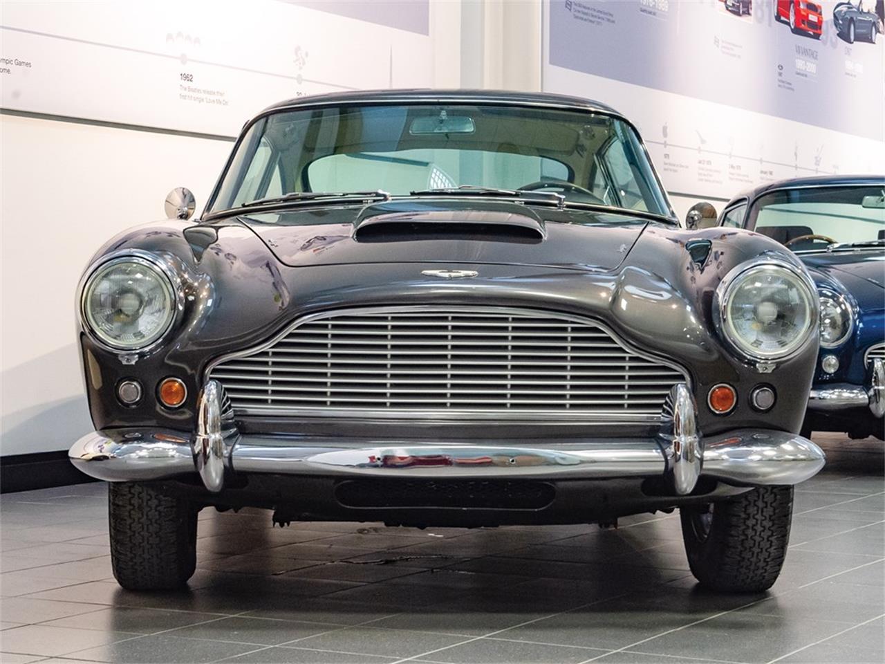 For Sale at Auction: 1962 Aston Martin DB4 Series IV for sale in Essen, Other – photo 9