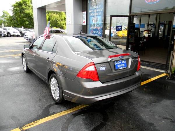 2010 Ford Fusion Hybrid 2 5L 4 CYL GAS SIPPING MID-SIZE SEDAN for sale in Plaistow, MA – photo 8