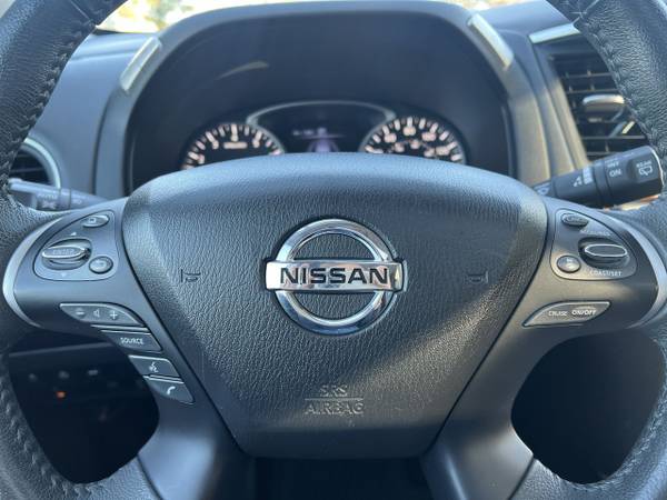 2018 Nissan Pathfinder Platinum with 36K miles 90 Day Warranty! for sale in Jordan, MN – photo 11