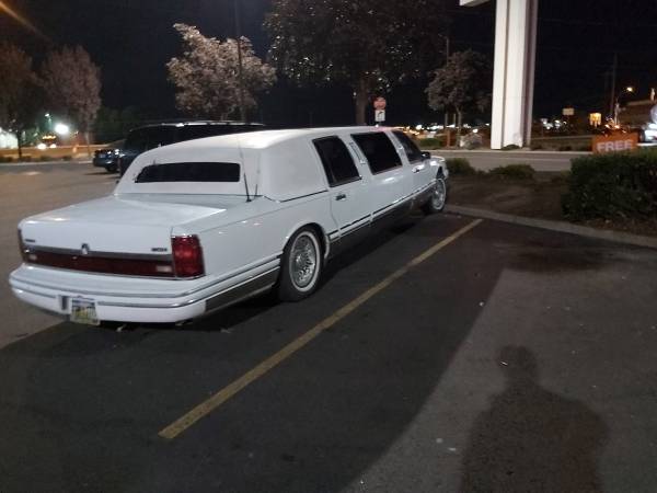 Limousine 93 Lincoln towncar stretch runs and drives for sale in Redding, CA