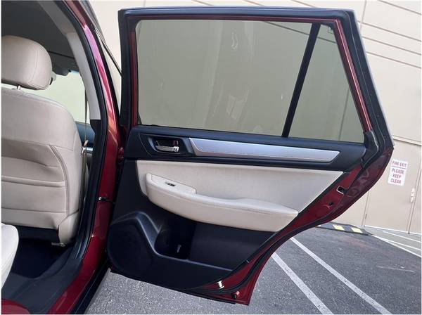 2017 Subaru Outback 2 5i Premium Wagon 4D wagon Venetian Red Pearl for sale in Sacramento , CA – photo 21