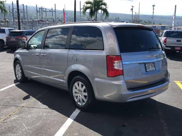2016 Chrysler Town & Country Touring for sale in Hilo, HI – photo 4
