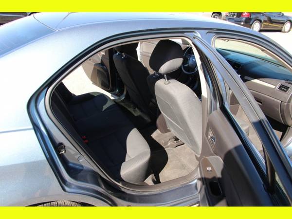 2011 Ford Fusion 4dr Sdn SE FWD - cars & trucks - by dealer -... for sale in Las Vegas, UT – photo 15