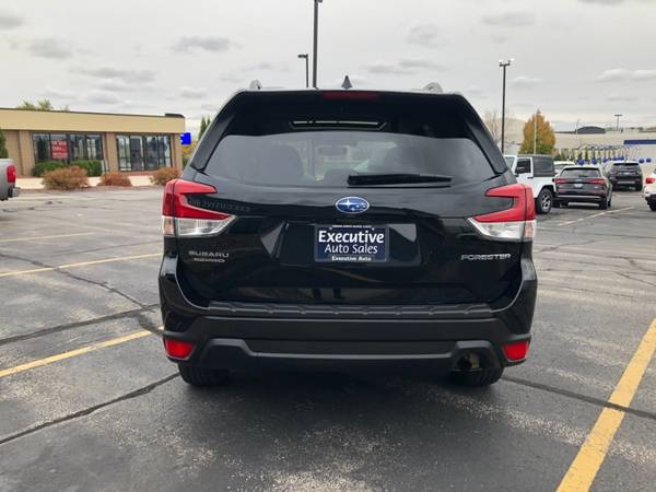 2019 Subaru Forester 2 5i Premium Trade-In s Welcome - cars & for sale in Green Bay, WI – photo 6
