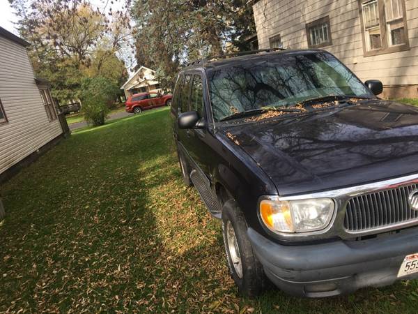 2000 mercury mountaineer for sale in Duluth, MN