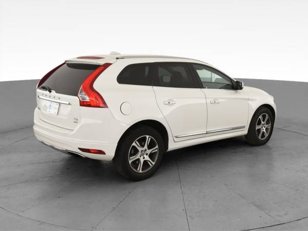 2014 Volvo XC60 T6 Sport Utility 4D suv White - FINANCE ONLINE -... for sale in Bakersfield, CA – photo 11