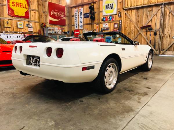 1992 Chevrolet Corvette Convertible, EXTREMELY LOW 21k Miles for sale in Seneca, NC – photo 12