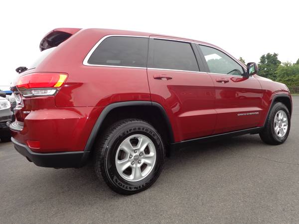 ****2014 JEEP GRAND CHEROKEE LAREDO-4X4-ONLY 85K-RUNS/LOOKS FANTASTIC for sale in East Windsor, MA – photo 2