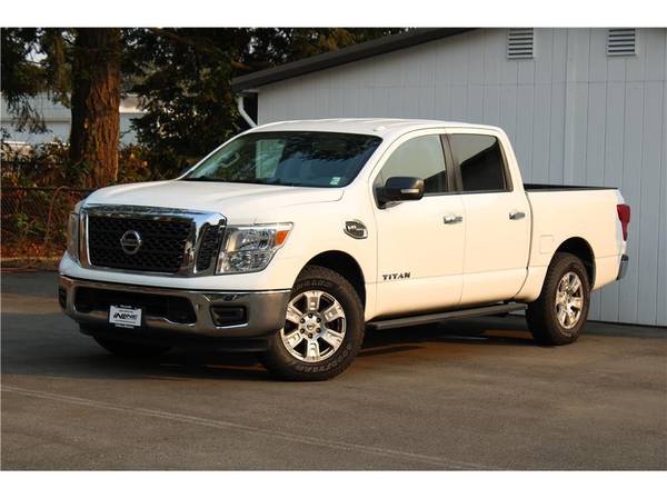 2017 Nissan Titan Crew Cab 4WD AWD SV Pickup 4D 5 1/2 ft Truck for sale in Marysville, WA